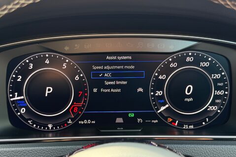 Volkswagen Golf R TSI 4MOTION DSG -CAMERA -SPIELBERG ALLOYS -APPLE CARPLAY -KEYLESS 43