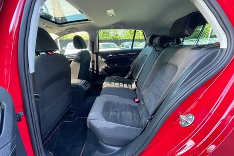 Volkswagen Golf GT EDITION TDI BMT - PANORAMIC SUNROOF - APPLE CARPLAY -£35 ROAD TAX 26
