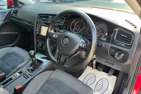 Volkswagen Golf GT EDITION TDI BMT - PANORAMIC SUNROOF - APPLE CARPLAY -£35 ROAD TAX 15