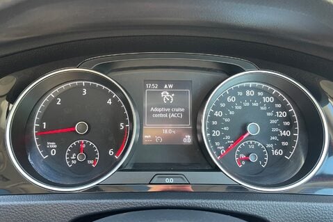 Volkswagen Golf GT EDITION TDI BMT - PANORAMIC SUNROOF - APPLE CARPLAY -£35 ROAD TAX 38