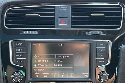 Volkswagen Golf GT EDITION TDI BMT - PANORAMIC SUNROOF - APPLE CARPLAY -£35 ROAD TAX 39