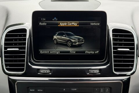 Mercedes-Benz GLE GLE 250 D 4MATIC AMG LINE - DETACHABLE TOWBAR - SIDE STEPS - APPLE CARPLAY 40