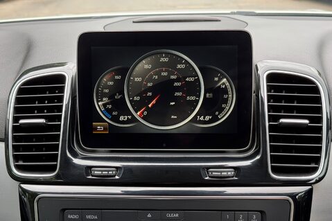 Mercedes-Benz GLE GLE 250 D 4MATIC AMG LINE - DETACHABLE TOWBAR - SIDE STEPS - APPLE CARPLAY 47