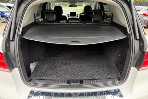 Mercedes-Benz GLE GLE 250 D 4MATIC AMG LINE - DETACHABLE TOWBAR - SIDE STEPS - APPLE CARPLAY 56