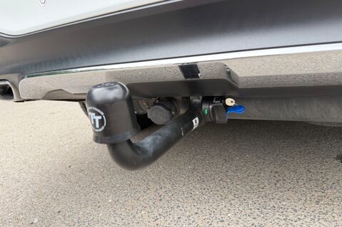 Mercedes-Benz GLE GLE 250 D 4MATIC AMG LINE - DETACHABLE TOWBAR - SIDE STEPS - APPLE CARPLAY 63