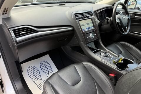 Ford Mondeo TITANIUM EDITION ECOBLUE -ONE OWNER -ADAPTIVE CRUISE CONTROL -APPLE CARPLAY 24
