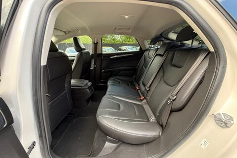 Ford Mondeo TITANIUM EDITION ECOBLUE -ONE OWNER -ADAPTIVE CRUISE CONTROL -APPLE CARPLAY 25