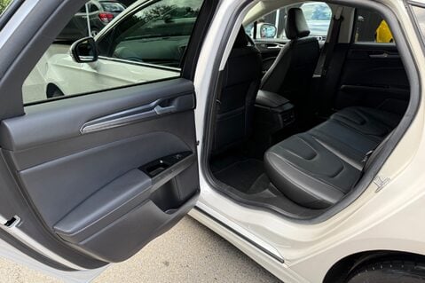 Ford Mondeo TITANIUM EDITION ECOBLUE -ONE OWNER -ADAPTIVE CRUISE CONTROL -APPLE CARPLAY 28