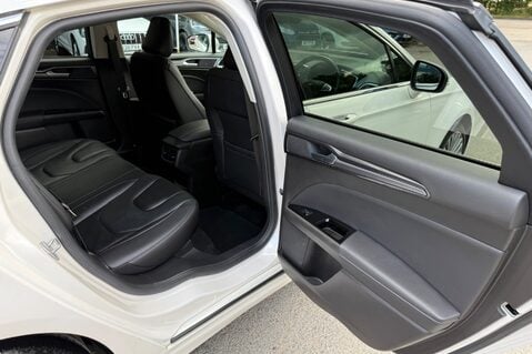 Ford Mondeo TITANIUM EDITION ECOBLUE -ONE OWNER -ADAPTIVE CRUISE CONTROL -APPLE CARPLAY 29