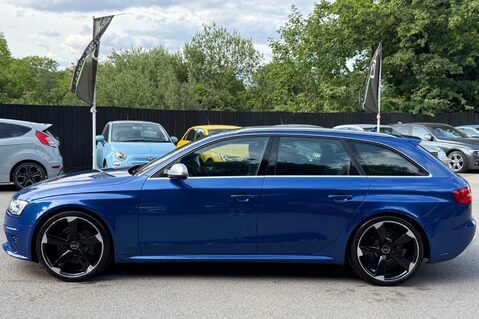Audi RS4 RS4 AVANT FSI QUATTRO - SEPANG BLUE -SPORTS PACKAGE - BANG & OLUFSEN 9