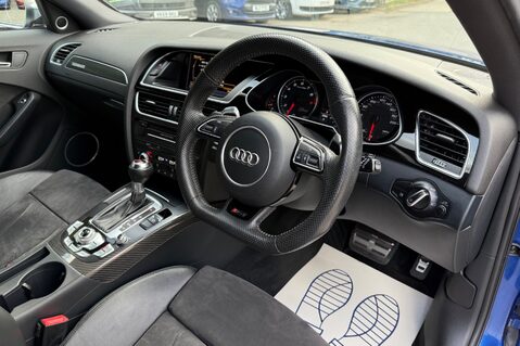 Audi RS4 RS4 AVANT FSI QUATTRO - SEPANG BLUE -SPORTS PACKAGE - BANG & OLUFSEN 14