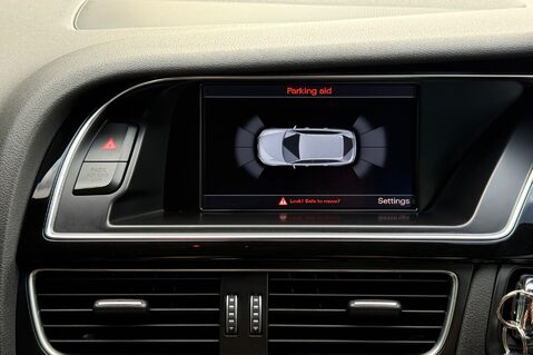 Audi RS4 RS4 AVANT FSI QUATTRO - SEPANG BLUE -SPORTS PACKAGE - BANG & OLUFSEN 46