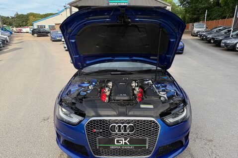 Audi RS4 RS4 AVANT FSI QUATTRO - SEPANG BLUE -SPORTS PACKAGE - BANG & OLUFSEN 56