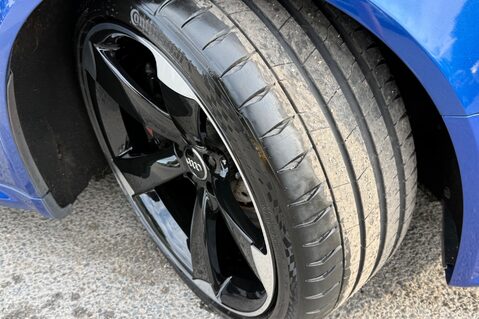 Audi RS4 RS4 AVANT FSI QUATTRO - SEPANG BLUE -SPORTS PACKAGE - BANG & OLUFSEN 64
