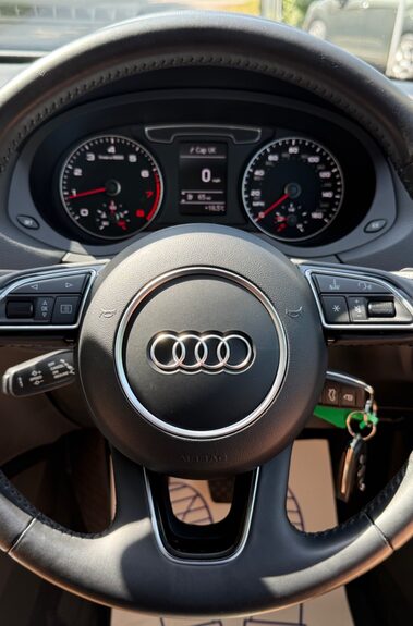 Audi Q3 TFSI SE - ONE OWNER - CAMBELT CHANGED  