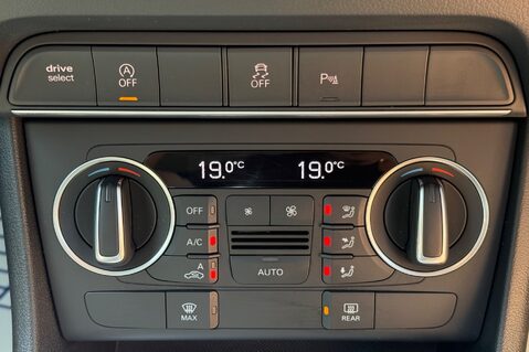 Audi Q3 TFSI SE - ONE OWNER - CAMBELT CHANGED  39