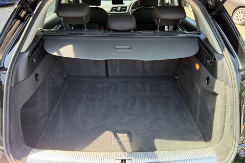 Audi Q3 TFSI SE - ONE OWNER - CAMBELT CHANGED  44