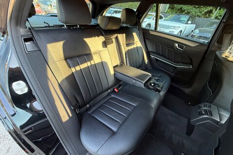 Mercedes-Benz E Class E250 CDI SE - ONE OWNER - FULL MERCEDES SERVICE HISTORY - 11 SERVICES  29