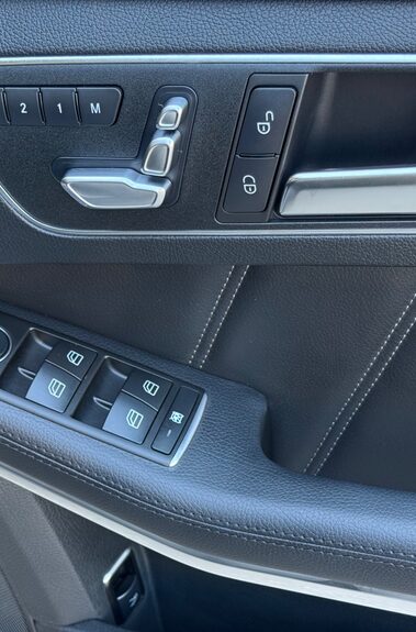 Mercedes-Benz E Class E250 CDI SE - ONE OWNER - FULL MERCEDES SERVICE HISTORY - 11 SERVICES  