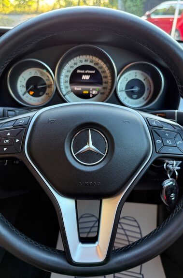 Mercedes-Benz E Class E250 CDI SE - ONE OWNER - FULL MERCEDES SERVICE HISTORY - 11 SERVICES  