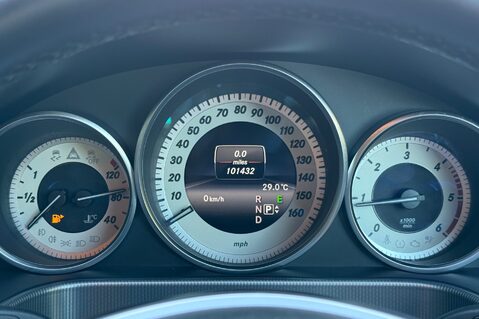 Mercedes-Benz E Class E250 CDI SE - ONE OWNER - FULL MERCEDES SERVICE HISTORY - 11 SERVICES  45
