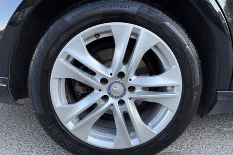 Mercedes-Benz E Class E250 CDI SE - ONE OWNER - FULL MERCEDES SERVICE HISTORY - 11 SERVICES  54