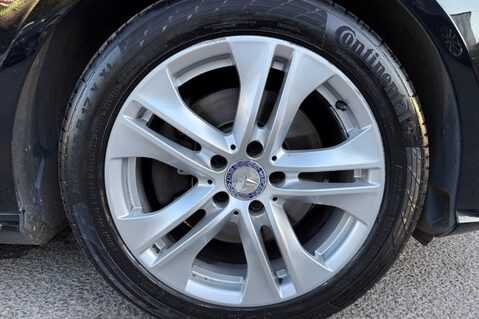 Mercedes-Benz E Class E250 CDI SE - ONE OWNER - FULL MERCEDES SERVICE HISTORY - 11 SERVICES  55