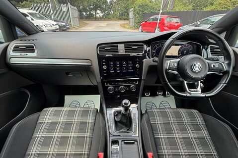 Volkswagen Golf GTD TDI - 2 OWNERS - APPLE CAR PLAY - 12 MONTHS MOT 13