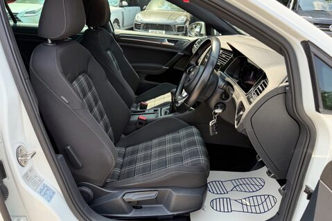 Volkswagen Golf GTD TDI - 2 OWNERS - APPLE CAR PLAY - 12 MONTHS MOT 15