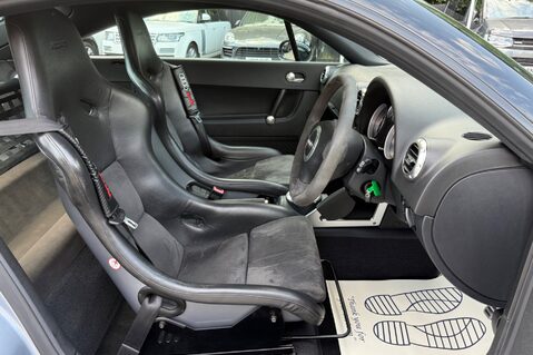 Audi TT QUATTRO SPORT - RARE COLLECTABLE CAR - POLE POSITION BUCKET SEATS 14