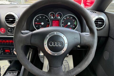 Audi TT QUATTRO SPORT - RARE COLLECTABLE CAR - POLE POSITION BUCKET SEATS 7
