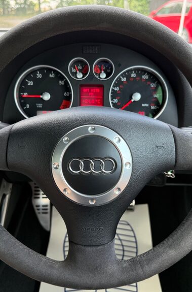 Audi TT QUATTRO SPORT - RARE COLLECTABLE CAR - POLE POSITION BUCKET SEATS 
