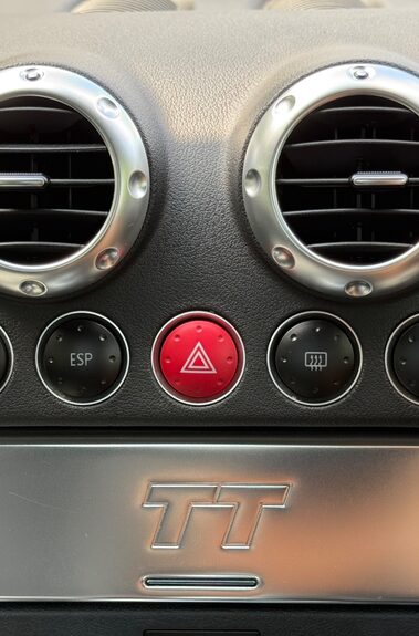 Audi TT QUATTRO SPORT - RARE COLLECTABLE CAR - POLE POSITION BUCKET SEATS 