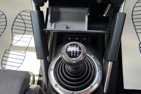 Audi TT QUATTRO SPORT - RARE COLLECTABLE CAR - POLE POSITION BUCKET SEATS 33