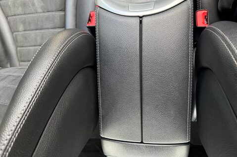 Mercedes-Benz C Class C 200 D AMG LINE - RARE MANUAL GEARBOX  30