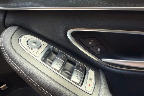Mercedes-Benz C Class C 200 D AMG LINE - RARE MANUAL GEARBOX  36