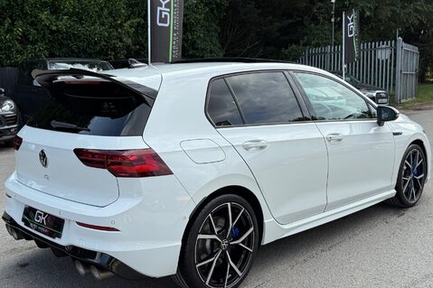 Volkswagen Golf R TSI 4MOTION DSG - EVERY EXTRA -DCC-PAN ROOF-PERF PACK-HUD-CAM-HK-WINTERPK 6