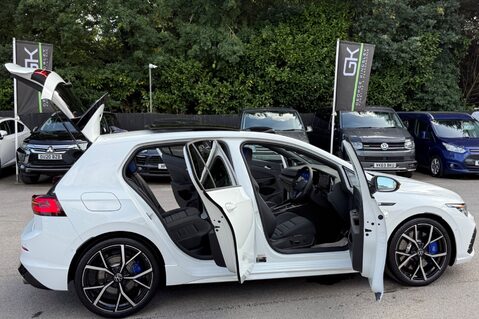 Volkswagen Golf R TSI 4MOTION DSG - EVERY EXTRA -DCC-PAN ROOF-PERF PACK-HUD-CAM-HK-WINTERPK 21