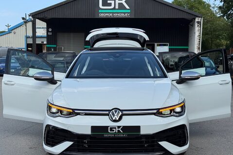 Volkswagen Golf R TSI 4MOTION DSG - EVERY EXTRA -DCC-PAN ROOF-PERF PACK-HUD-CAM-HK-WINTERPK 22