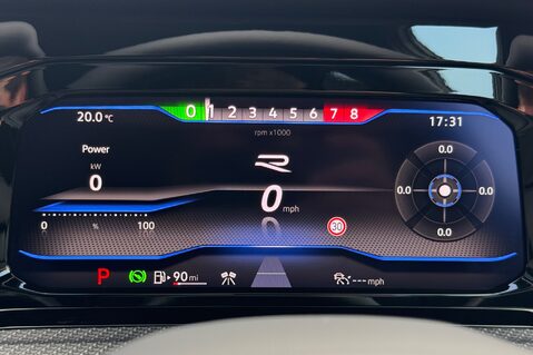 Volkswagen Golf R TSI 4MOTION DSG - EVERY EXTRA -DCC-PAN ROOF-PERF PACK-HUD-CAM-HK-WINTERPK 49