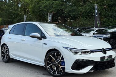 Volkswagen Golf R TSI 4MOTION DSG - EVERY EXTRA -DCC-PAN ROOF-PERF PACK-HUD-CAM-HK-WINTERPK