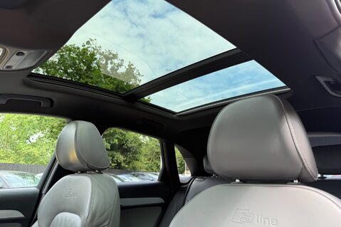 Audi Q3 TFSI S LINE EDITION -PANORAMIC ROOF -COMFORT & SOUND PACK 3