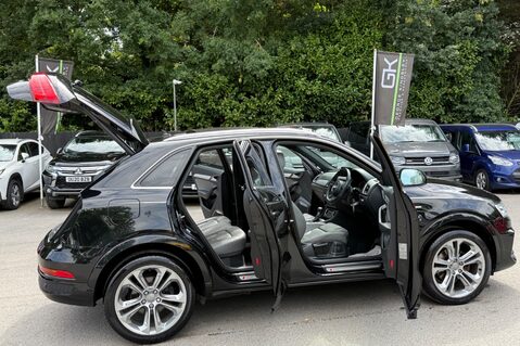 Audi Q3 TFSI S LINE EDITION -PANORAMIC ROOF -COMFORT & SOUND PACK 21