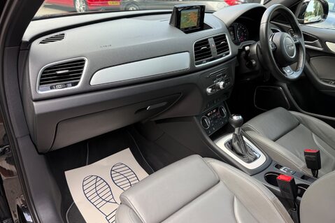 Audi Q3 TFSI S LINE EDITION -PANORAMIC ROOF -COMFORT & SOUND PACK 29