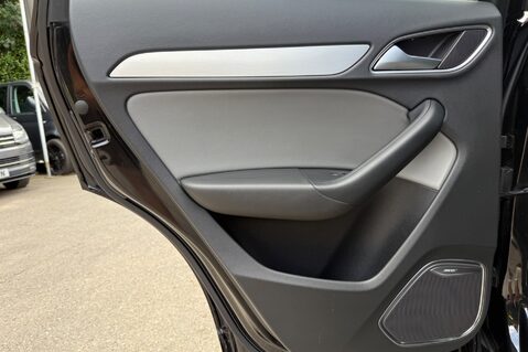 Audi Q3 TFSI S LINE EDITION -PANORAMIC ROOF -COMFORT & SOUND PACK 31