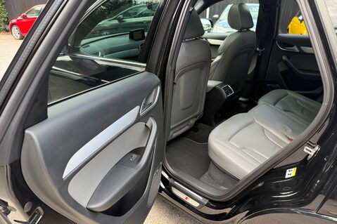 Audi Q3 TFSI S LINE EDITION -PANORAMIC ROOF -COMFORT & SOUND PACK 32
