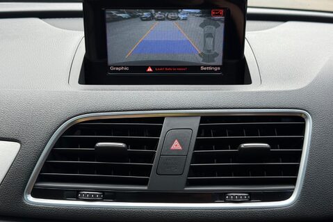 Audi Q3 TFSI S LINE EDITION -PANORAMIC ROOF -COMFORT & SOUND PACK 4