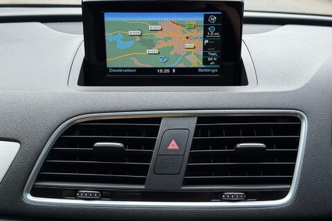 Audi Q3 TFSI S LINE EDITION -PANORAMIC ROOF -COMFORT & SOUND PACK 43