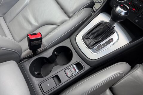 Audi Q3 TFSI S LINE EDITION -PANORAMIC ROOF -COMFORT & SOUND PACK 44