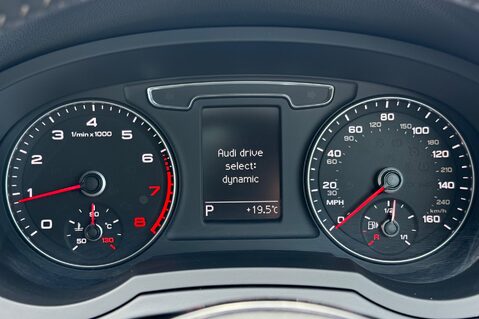 Audi Q3 TFSI S LINE EDITION -PANORAMIC ROOF -COMFORT & SOUND PACK 46